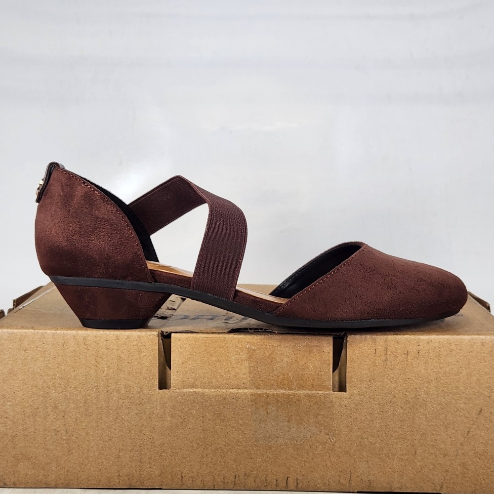 Comfortview Camilla Low Wedge Pumps Women Size 8.5 Dark Brown Elastic Straps